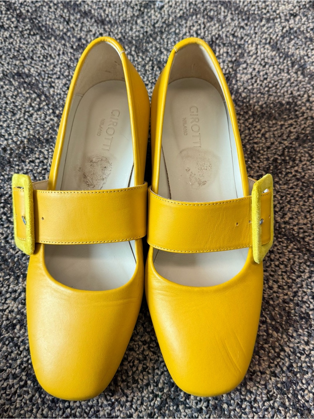 Girotto Classic Heeled Soft Yellow Leather Goat Suede Shoes - Picture 2 of 8